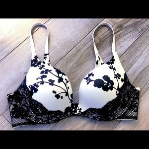Black and white Victoria’s Secret push-up bra